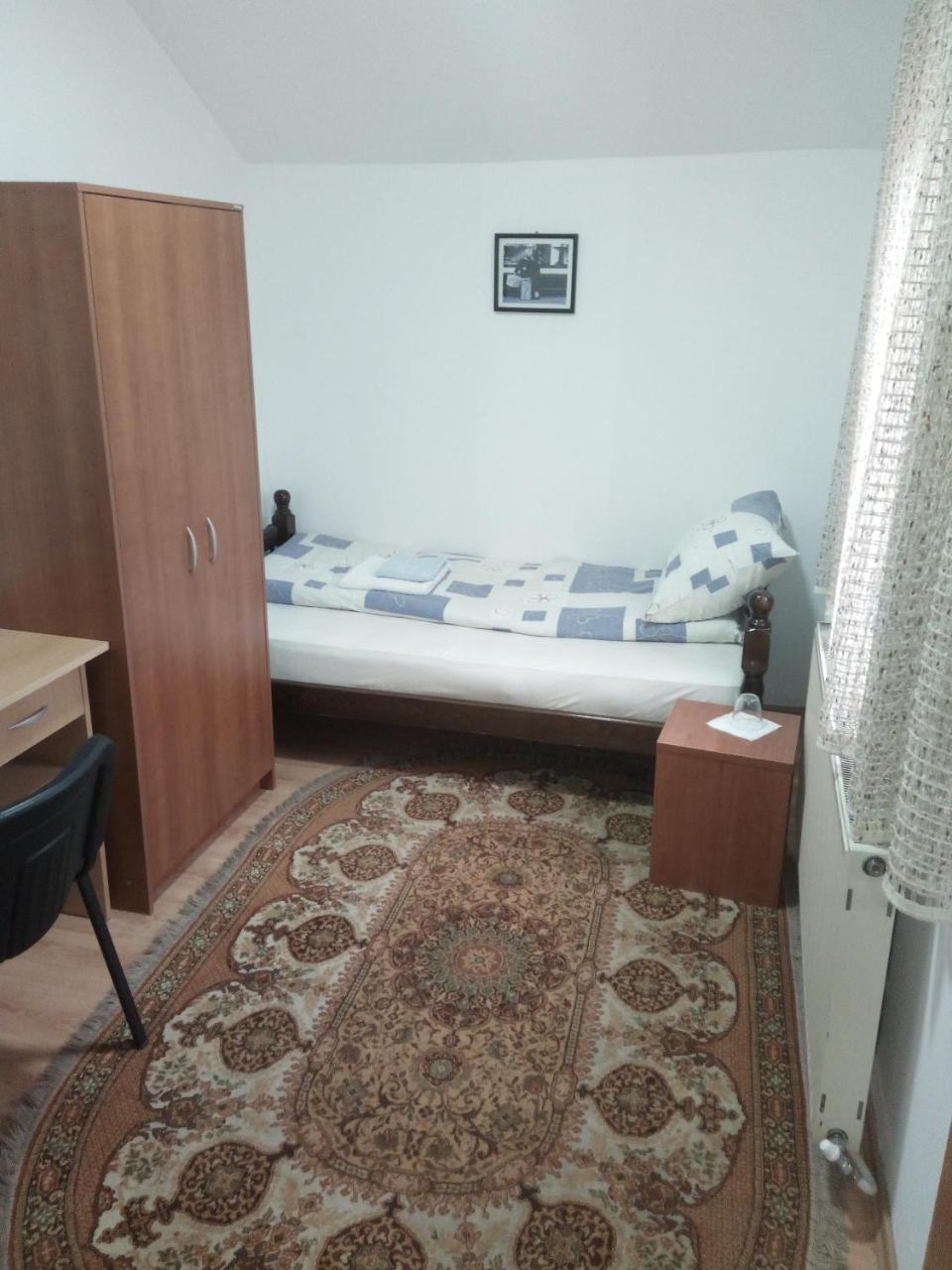 Markov Konak Guest House Surdulica Habitación foto